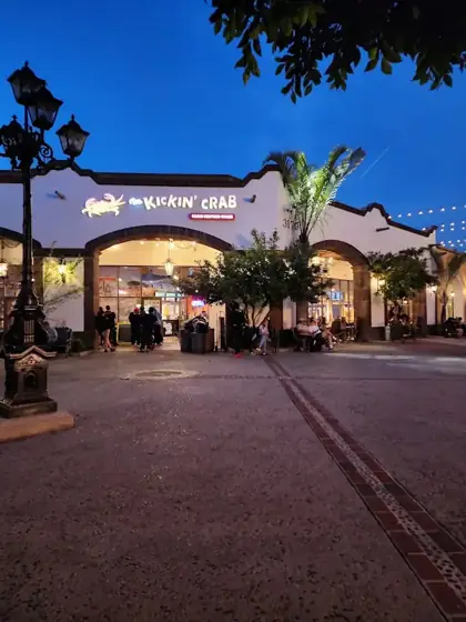 The Kickin' Crab Lynwood, seafood restaurant in South Gate