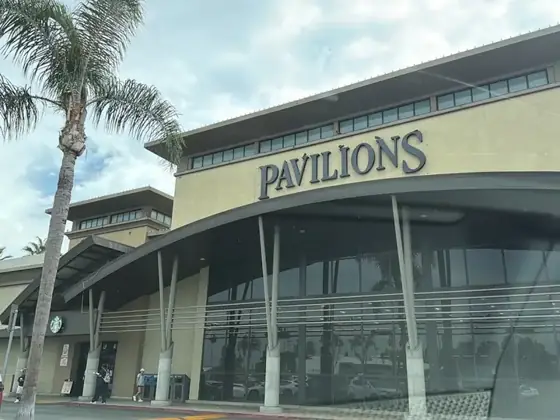 Pavilions, grocery store in Venice Beach