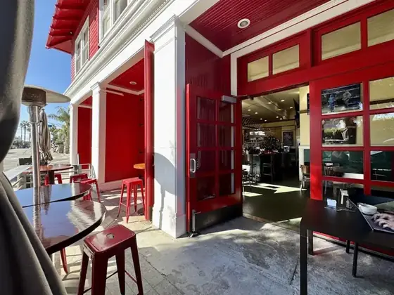 The Firehouse, diner in Venice Beach