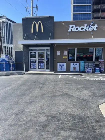 McDonald's, fast food restaurant in Venice Beach